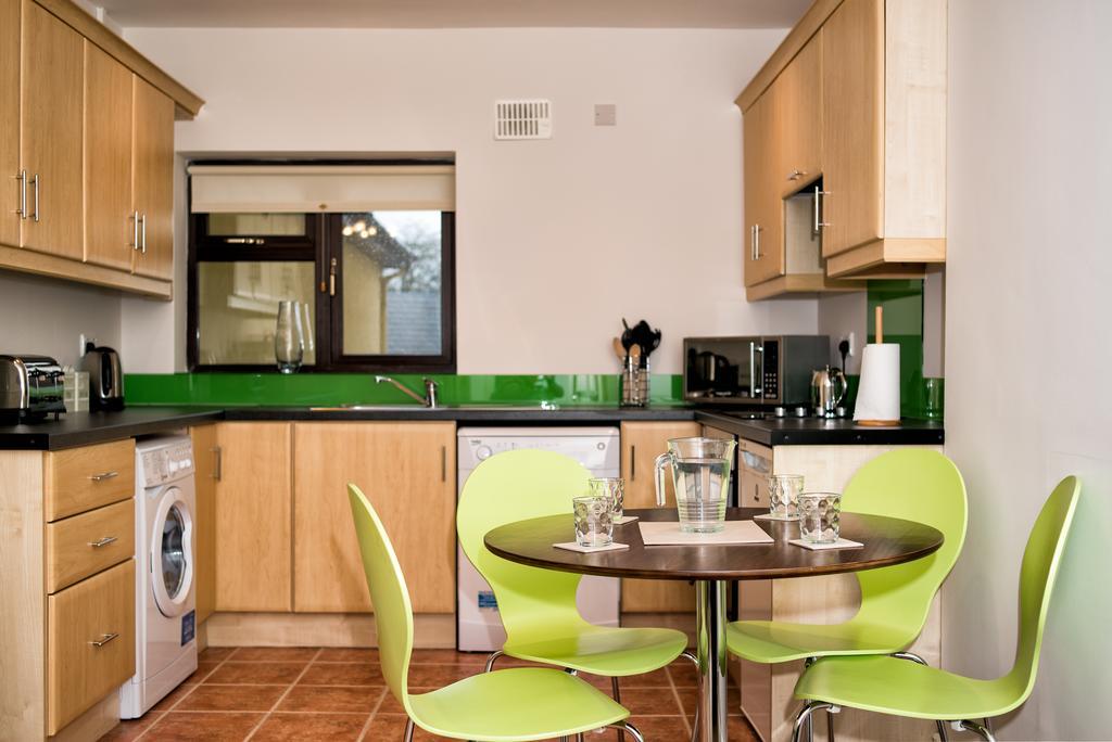 Cathedral View Apartments Longford Buitenkant foto