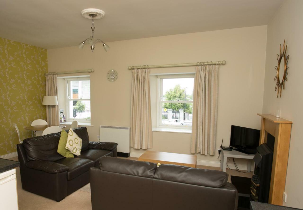 Cathedral View Apartments Longford Buitenkant foto