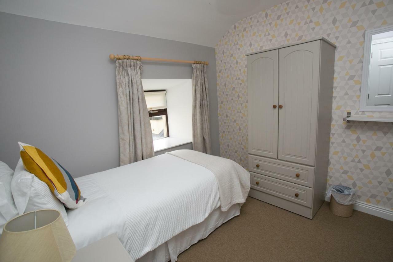 Cathedral View Apartments Longford Buitenkant foto