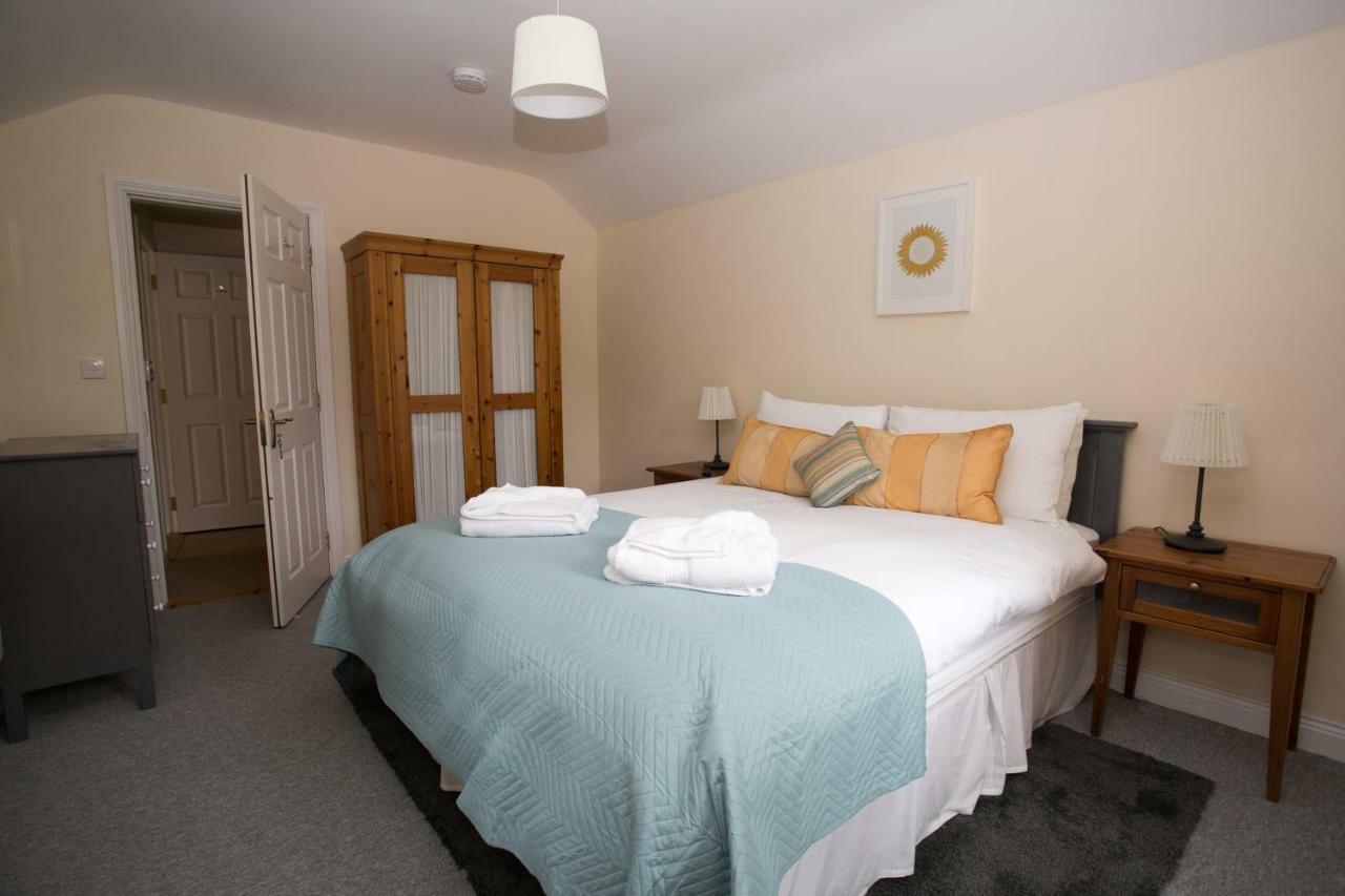 Cathedral View Apartments Longford Buitenkant foto