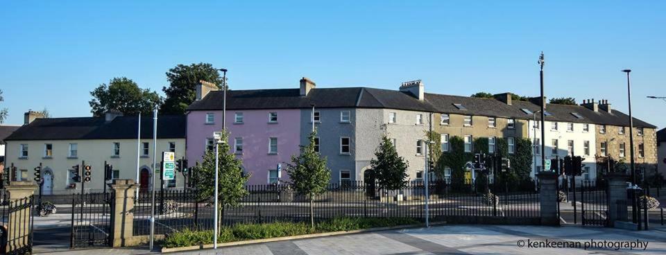 Cathedral View Apartments Longford Buitenkant foto